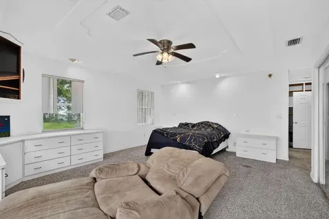 157 W Grandview Drive East Palatka FL 32131