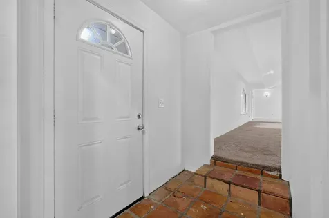 157 W Grandview Drive East Palatka FL 32131