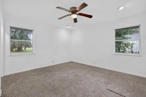 157 W Grandview Drive East Palatka FL 32131
