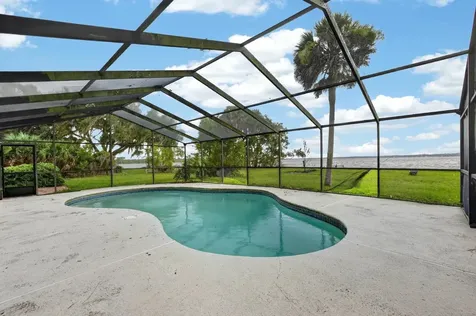 157 W Grandview Drive East Palatka FL 32131