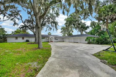 157 W Grandview Drive East Palatka FL 32131
