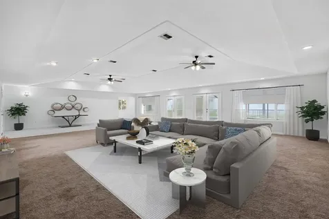 157 W Grandview Drive East Palatka FL 32131