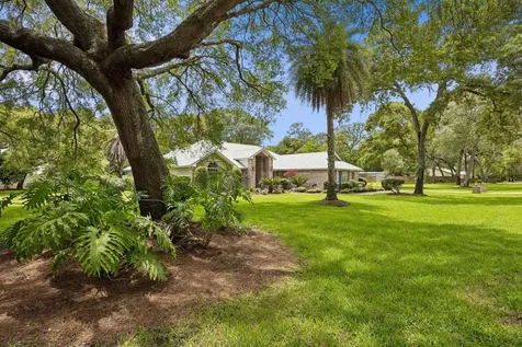 725 Andrew Avenue St Augustine FL 32086