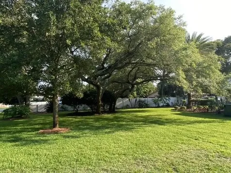 725 Andrew Avenue St Augustine FL 32086