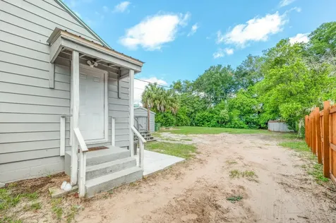 2416 Crill Avenue Palatka FL 32177