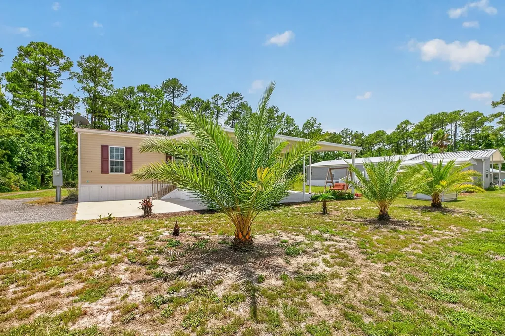 101 Trout Trail Crescent City FL 32112