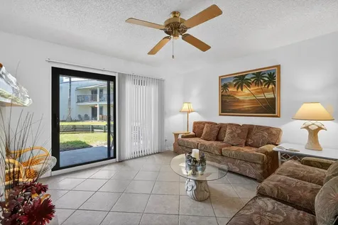 890 A1a Beach Blvd. Unit #28 W/garage St Augustine Beach FL 32080