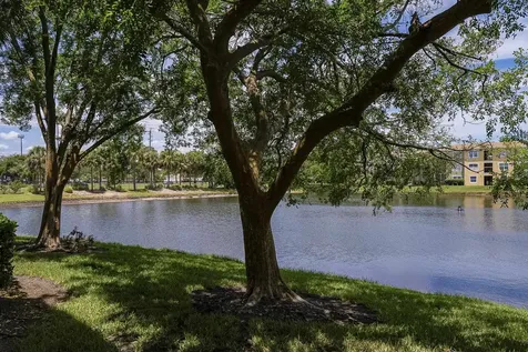 1005 Bella Vista Boulevard #305 St Augustine FL 32084