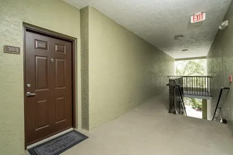 1005 Bella Vista Boulevard #305 St Augustine FL 32084