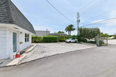 2213-2215 W Mcnab Road Pompano Beach FL 32069