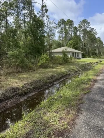 10355 Amos Avenue Hastings FL 32145