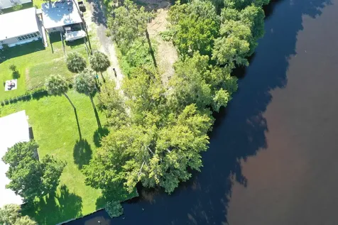 Wooten Road Crescent City FL 32112