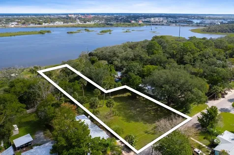 29 & 27a Florida Avenue St Augustine FL 32084