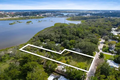 29 & 27a Florida Avenue St Augustine FL 32084
