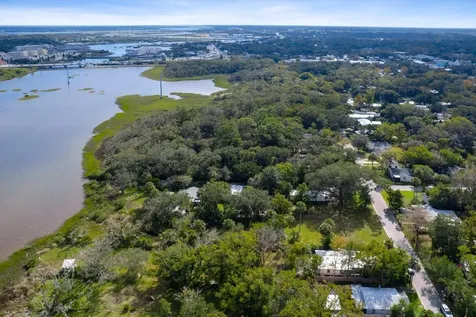29 & 27a Florida Avenue St Augustine FL 32084