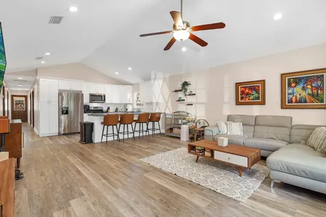 5841 Oak Street Elkton FL 32033