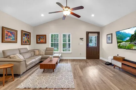5841 Oak Street Elkton FL 32033