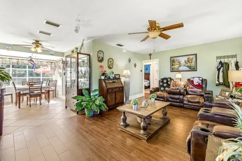16 Menendez Road St Augustine FL 32080