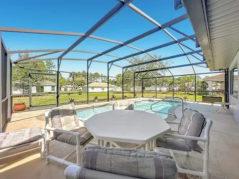 11 Pittwick Lane Palm Coast FL 32164