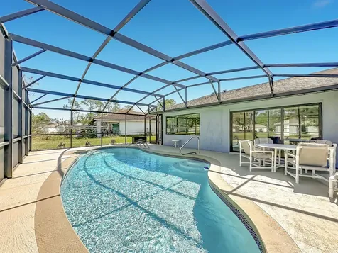 11 Pittwick Lane Palm Coast FL 32164