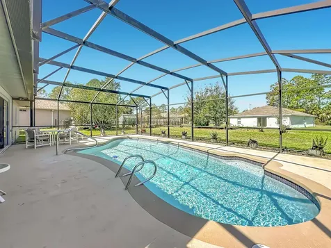 11 Pittwick Lane Palm Coast FL 32164
