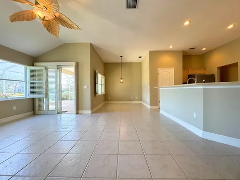 67 W Lagare Street Palm Coast FL 32137-8263