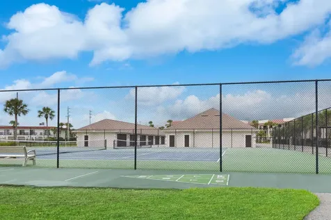 2 Dondanville Road St Augustine FL 32080