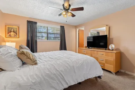 322 Palmwood Court Middleburg FL 32068