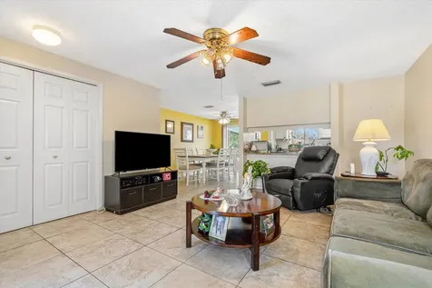 322 Palmwood Court Middleburg FL 32068