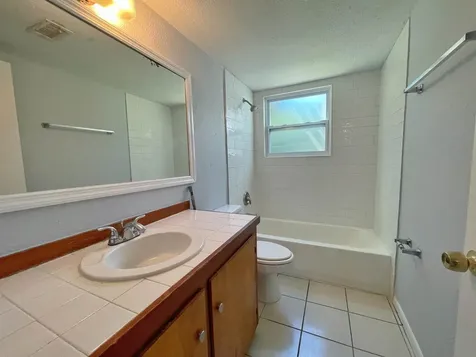 203 9th Street St Augustine FL 32080