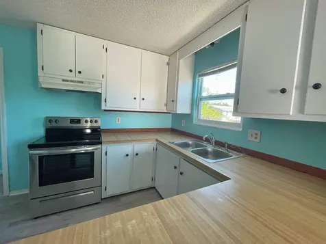 203 9th Street St Augustine FL 32080