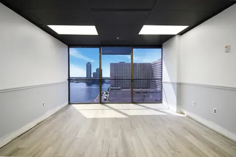233 E Bay Street Jacksonville FL 32202