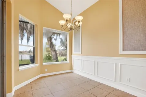 13 New Oak Leaf Drive Palm Coast FL 32137
