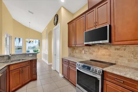 13 New Oak Leaf Drive Palm Coast FL 32137