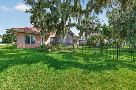 13 New Oak Leaf Drive Palm Coast FL 32137
