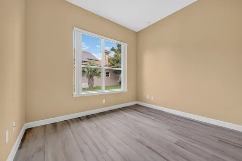 13 New Oak Leaf Drive Palm Coast FL 32137
