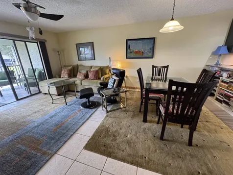 77 Village Del Lago Circle St Augustine FL 32080
