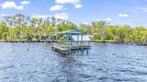 530 Clifton Road Crescent City FL 32112