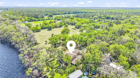 530 Clifton Road Crescent City FL 32112