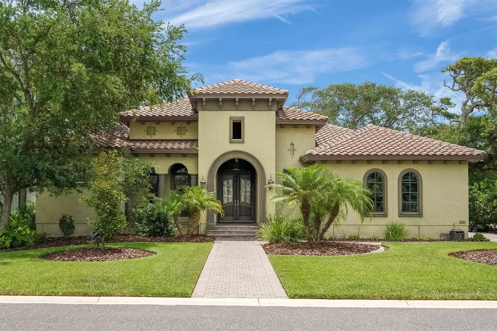 300 S La Crescenta Drive St Augustine FL 32080