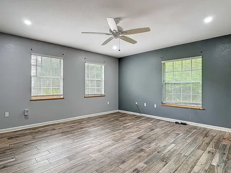 327 Union Avenue Crescent City FL 32112