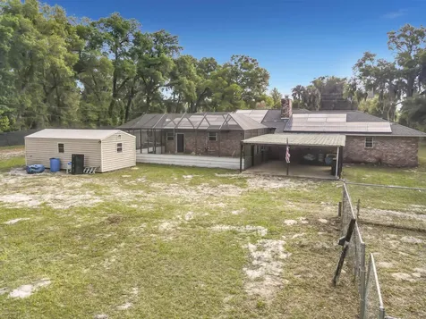 327 Union Avenue Crescent City FL 32112
