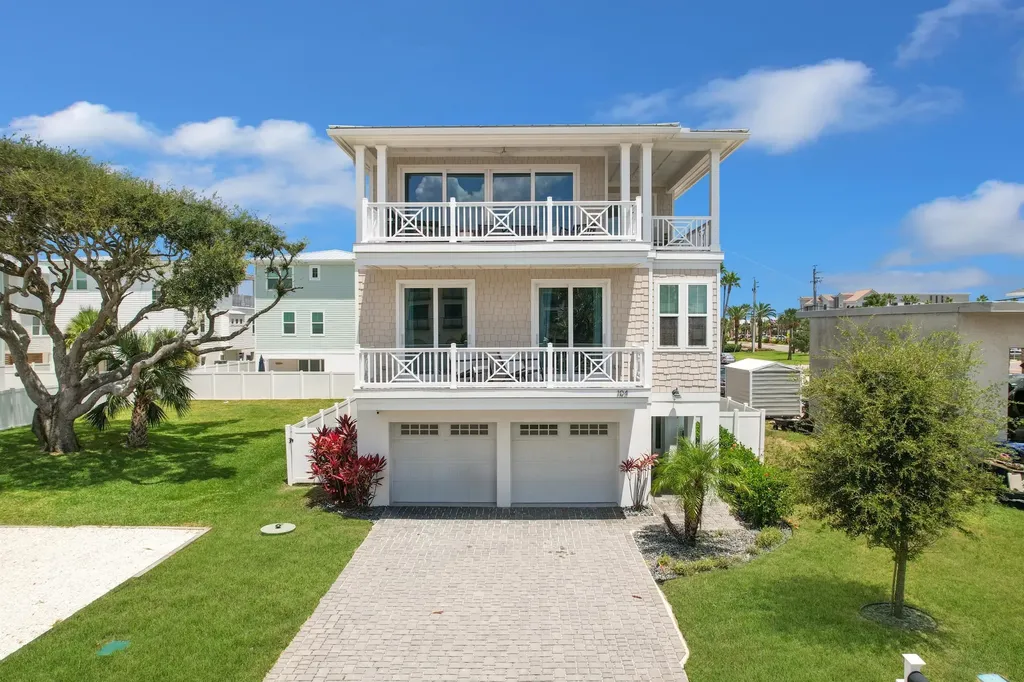 104 7th Street St Augustine FL 32080