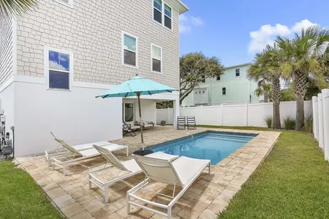 104 7th Street St Augustine FL 32080