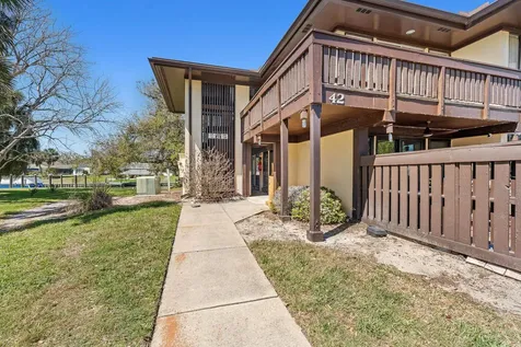 42 Club House Drive Palm Coast FL 32137