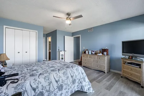 42 Club House Drive Palm Coast FL 32137