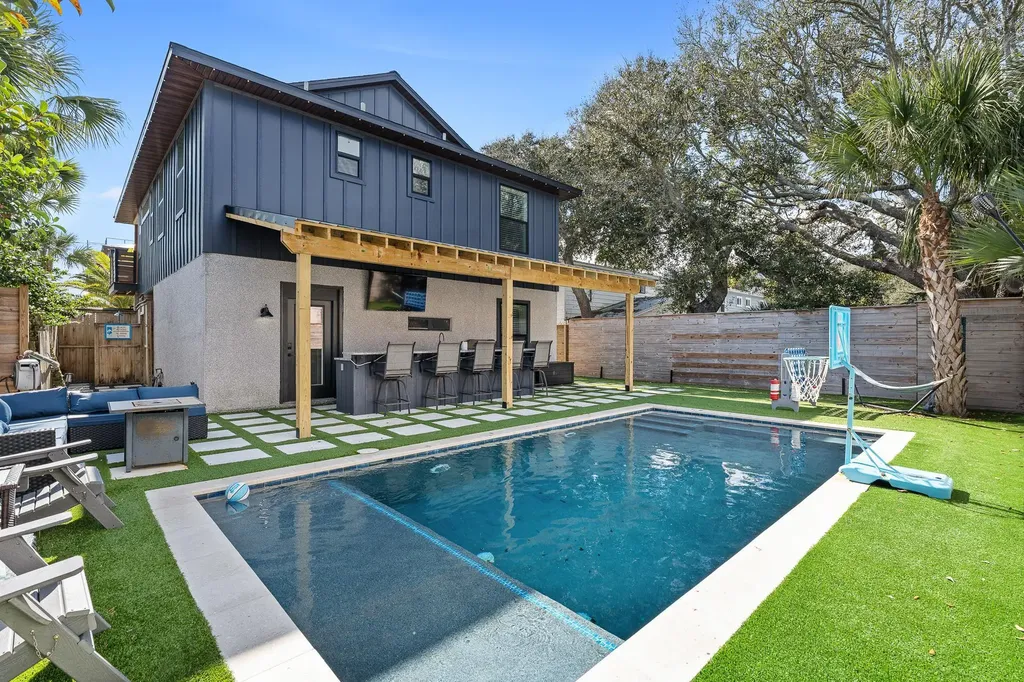 106 E Street St Augustine FL 32080