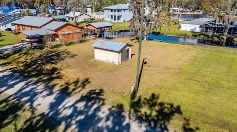 142 Hicks Avenue Crescent City FL 32112