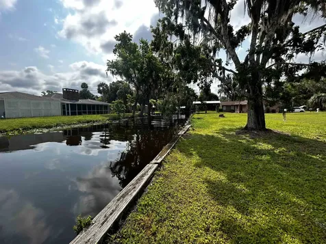 142 Hicks Avenue Crescent City FL 32112