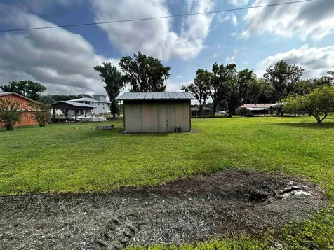 142 Hicks Avenue Crescent City FL 32112